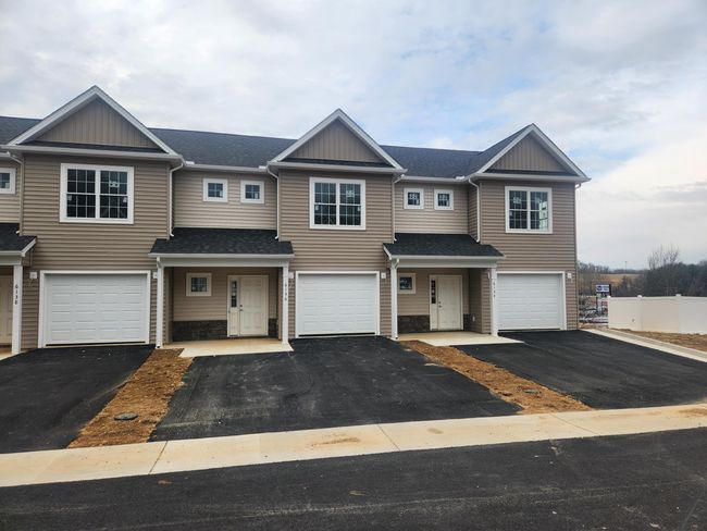 Warren Newcomb lots 8 9 front | Image 4