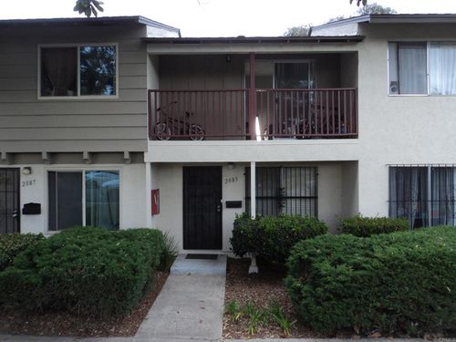 2083 Berry St, Lemon Grove, CA, 91945-3513 | Card Image