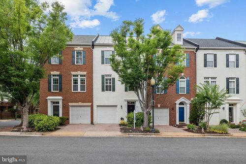 5011 Waple Ln, ALEXANDRIA, VA, 22304-7726 | Card Image