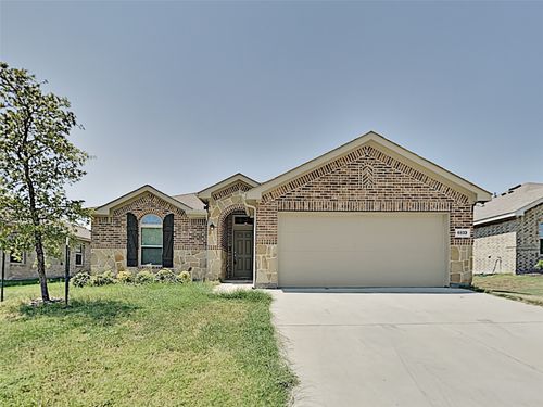 6833 Woodlawn Dr, Fort Worth, TX, 76179-6722 | Card Image