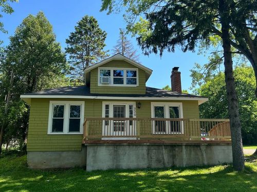 330 Park Ave, Cary, IL, 60013-2737 | Card Image