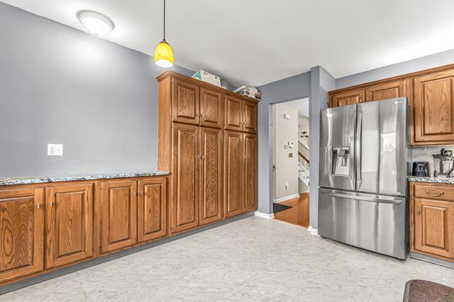 UNIT-4-18 - 11 Boulevard Dr, Condo with 2 bedrooms, 3 bathrooms and 2 parking in Danbury CT | Image 8