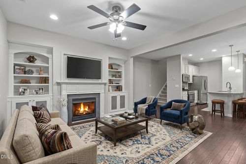 738 Wickham Ridge Rd, Apex, NC, 27539-9049 | Card Image