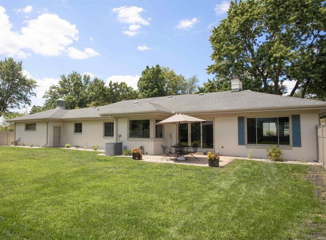 724 The Cir, House other with 3 bedrooms, 2 bathrooms and null parking in Elkhart IN | Image 30
