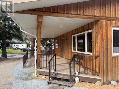 1205 Maple St, House other with 1 bedrooms, 1 bathrooms and null parking in Okanagan Falls BC | Image 2