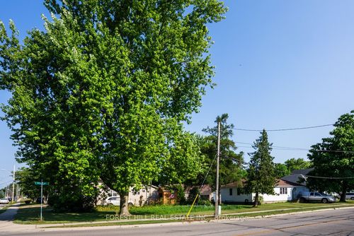 610 Tamarac St, Dunnville, ON, N1A2E1 | Card Image