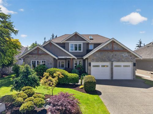 3018 Kensington Cres, Courtenay, BC, V9N8Z8 | Card Image