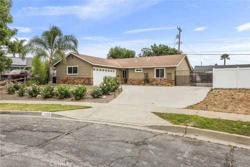 2960 Sterling, Pomona, CA, 91767 | Card Image