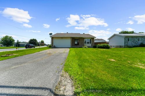 3064 Rue Principale Street, Alfred and Plantagenet, ON, K0A3K0 | Card Image