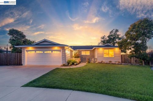 4774 Corwin Ct, Pleasanton, CA, 94588-3804 | Card Image