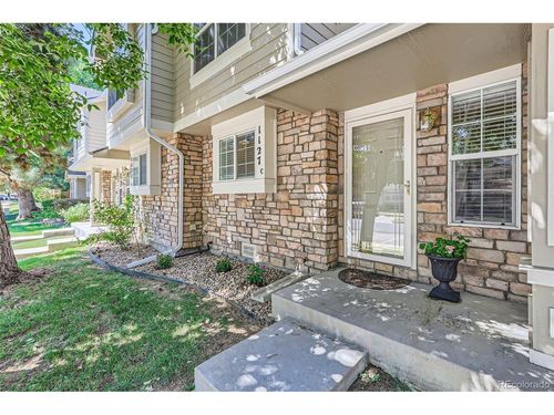 c-1127 S Ventura Cir, Aurora, CO, 80017-5744 | Card Image