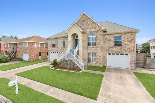 4371 Trieste St, New Orleans, LA, 70129-2822 | Card Image