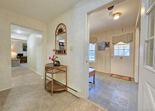 unit-b-289 Cardiff Ct, Ridge, NY, 11961-8391 | Card Image