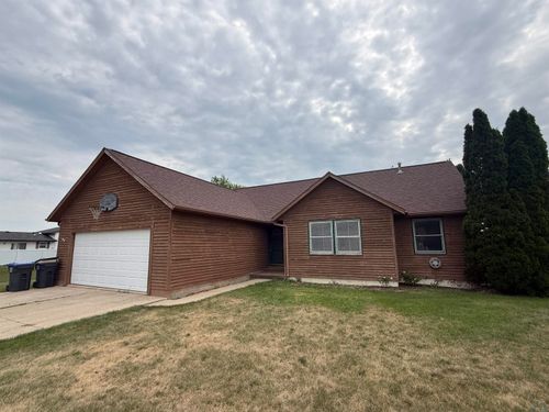 1215 12th Street Pl, Storm Lake, IA, 50588 | Card Image