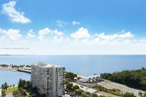 apt-1909-2475 Brickell Ave, Miami, FL, 33129-2482 | Card Image