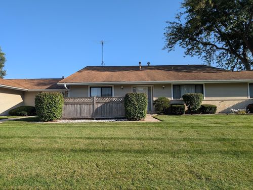 apt-b-4913 W Oakwood Dr, McHenry, IL, 60050-4969 | Card Image