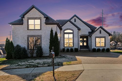 116 Monteview Dr, Hendersonville, TN, 37075-2773 | Card Image