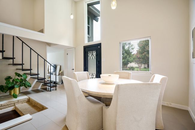 12208 Treeview Ln, House other with 4 bedrooms, 2 bathrooms and null parking in Farmers Branch TX | Image 5