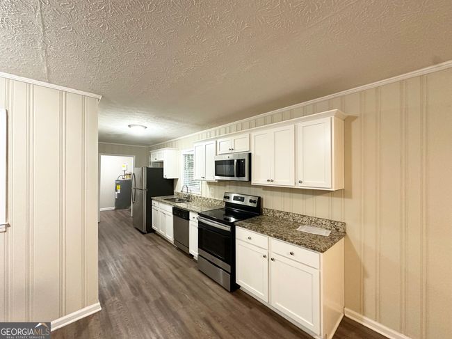 3403 Linda Dr, House other with 3 bedrooms, 2 bathrooms and null parking in Lithia Springs GA | Image 4