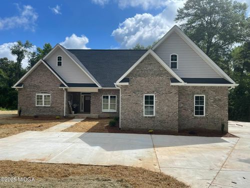 180 Ridge Cir, Macon, GA, 31216-5694 | Card Image