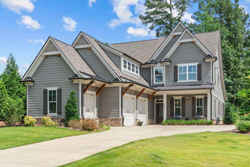 111 Wingspan Way, Eatonton, GA, 31024-8423 | Card Image