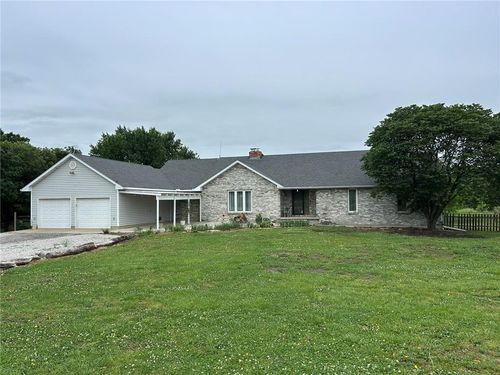 9905 E State Route F, Moundville, MO, 64771-9105 | Card Image