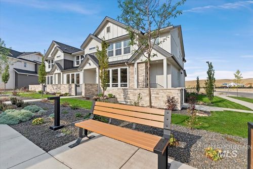 6252 N Holly Springs Ln, Eagle, ID, 83616-1372 | Card Image