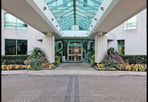 525-7805 Bayview Ave, Thornhill, ON, L3T7N1 | Card Image