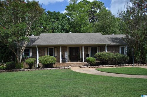 2703 Daffodil Ave, HUEYTOWN, AL, 35023-3009 | Card Image