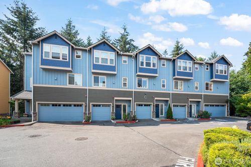 c3-23000 Ne 8th St, Sammamish, WA, 98074-2304 | Card Image