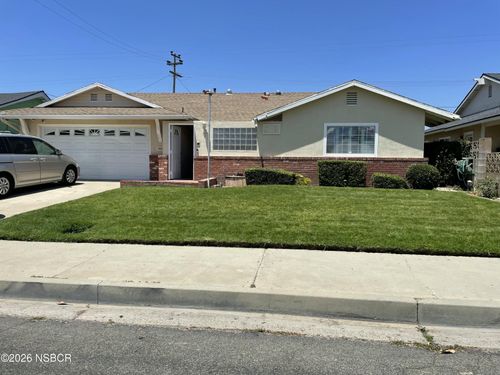 907 E Evergreen Avenue, Santa Maria, CA, 93454 | Card Image