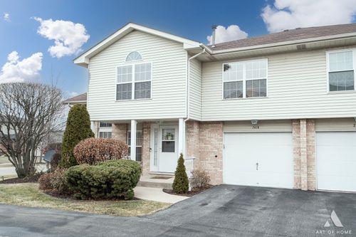 7418 Linden Dr, Justice, IL, 60458-1197 | Card Image