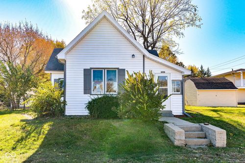 2009 S L St, Elwood, IN, 46036-2927 | Card Image