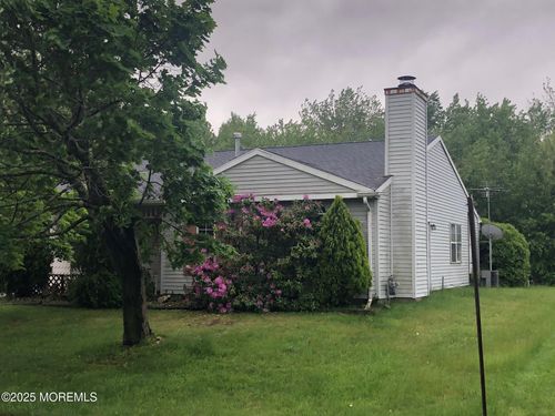 18 Garrison Dr, Tinton Falls, NJ, 07753-7829 | Card Image