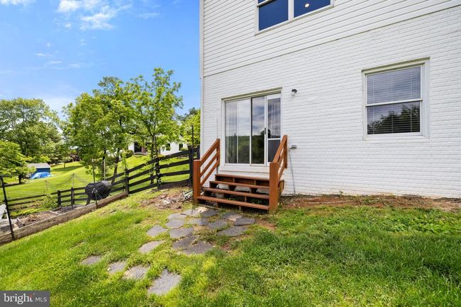 5722 Pond View Ln, House other with 4 bedrooms, 4 bathrooms and null parking in Broad Run VA | Image 80