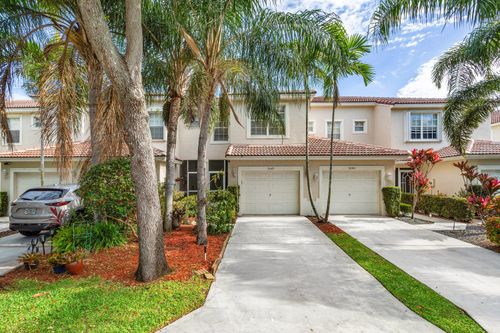 9049 Tremezzo Ln, Boynton Beach, FL, 33472-2749 | Card Image