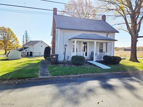 2319 Columbiana Rd, New Springfield, OH, 44443-8737 | Card Image