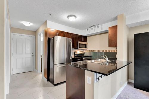 110-7210 80 Ave Ne, Calgary, AB, T3J0N7 | Card Image