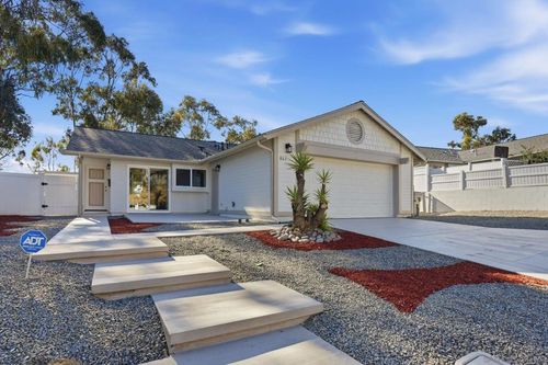 863 Leppert St, San Diego, CA, 92114-3039 | Card Image