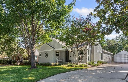 3529 Stadium Dr, Fort Worth, TX, 76109-2942 | Card Image