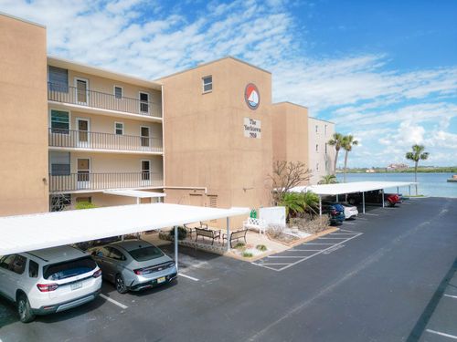 apt-105-7910 Sun Island Dr S, South Pasadena, FL, 33707-4450 | Card Image