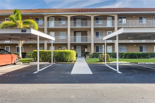 c302-5975 Bloomfield Cir, NAPLES, FL, 34112-8862 | Card Image