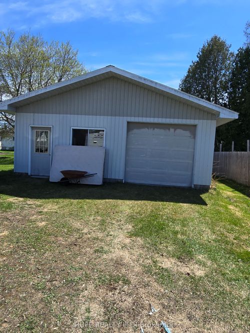 116 4th Ave, Englehart, ON, P0J1H0 | Card Image