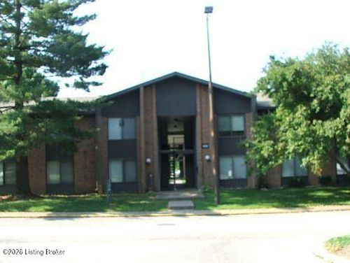 60-7008 Wildwood Cir, Louisville, KY, 40291 | Card Image