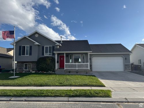 2066 E Easter Dr, Eagle Mountain, UT, 84005-4489 | Card Image