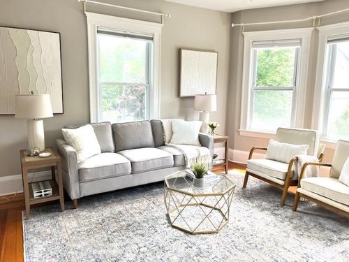 2-22 Harrington St, Newton, MA, 02460-1526 | Card Image