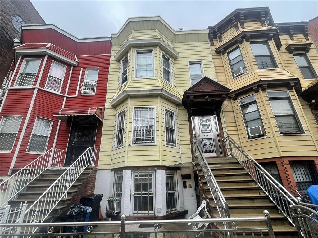 57th St, Brooklyn, NY 11220