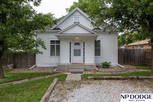 116 E Hillcrest Dr, Seward, NE, 68434-1336 | Card Image