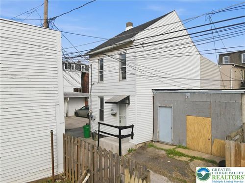 1141 Emmett St, Allentown, PA, 18102-3813 | Card Image