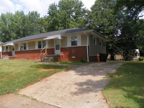 3401 Martin Ave, Greensboro, NC, 27405-3533 | Card Image